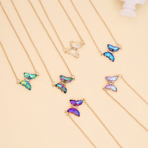 Collana Con Ciondolo A Farfalla Cristallo Di Vetro Sfumato Catena In Rame Gioielli Minimalisti Moda Per Donna