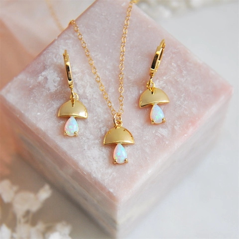 Vintage Oro Seta Collar Pendientes Opalo Sintetico Diamante de Imitacion Colgante Joyeria Delicada Cadena de Cobre para Mujeres