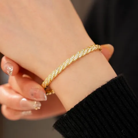 Bracciale Rigido A Corda Intrecciata Placcato Oro Rame Pavé Zircone Elegante Minimalista Gioielli Di Moda Per Donne