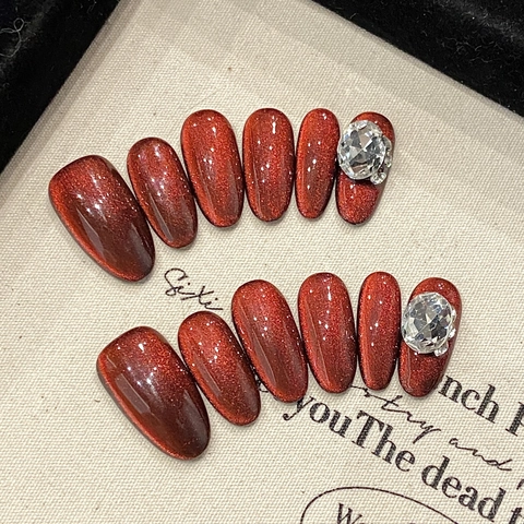 Unghie Finte Fatte A Mano Press On Red Cat Eye Con Strass Forma A Mandorla Bordeaux Rosso Vino Per La Bellezza Delle Donne