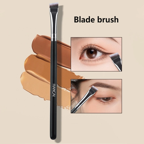 Professional Angled Eyebrow Brush Ultra Thin Blade Eyeliner Makeup Tool Synthetic Fiber Wood Handle Precise Eye Contouring