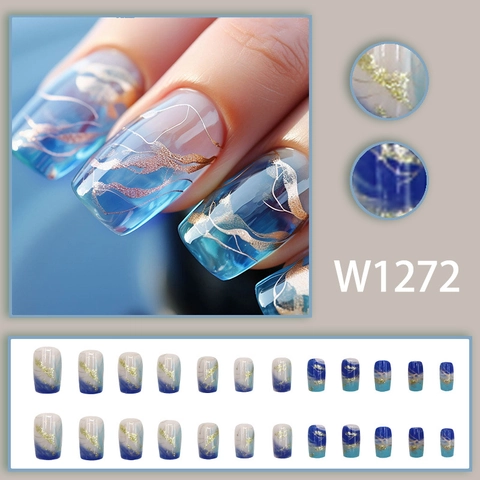 Unghie Finte Press On Sfumate Blu E Bianche Con Foglia D'oro Effetto Marmo Lucide Per Donna