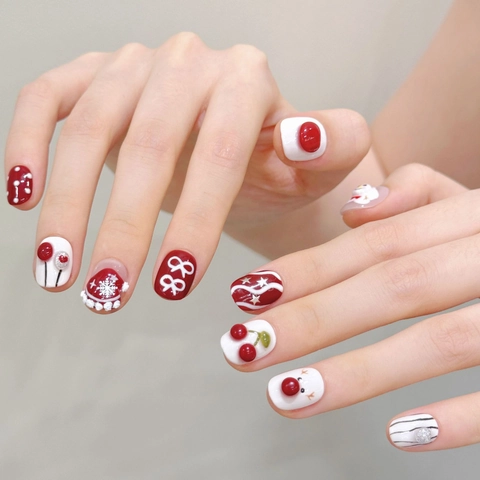 Faux Ongles Noël Bonhomme De Neige Renne Fait Main 3D Relief Mignon Vacances D'Hiver Rouge Blanc Accessoires