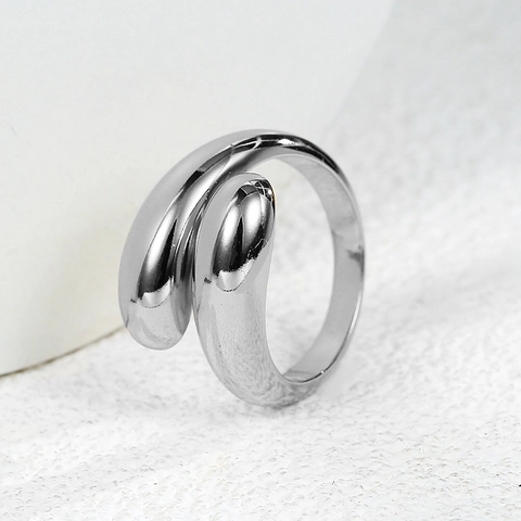 Bague Ouverte Minimaliste Ajustable Cuivre Plaquée Or Lisse Goutte Design Bypass Bijoux En Métal Poli Pour Femmes
