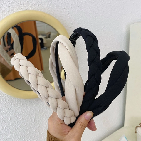 Vintage Braided Twisted Headband For Women Thickened Sponge Fabric PU Leather With Faux Artificial Pearl Rhinestone Non Slip
