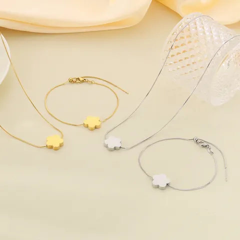 Stainless Steel Flower Necklace And Bracelet Jewelry For Women Simple Snake Bone Chain Adjustable Flower Pendant Fashion