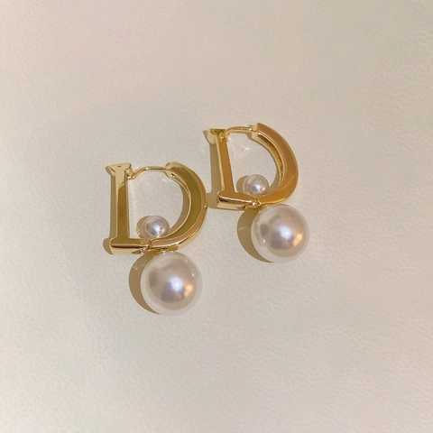 Elegant Letter D Faux Artificial Pearl Drop Earrings Gold Plated Copper Jewelry With Silver Earring Post For Women
