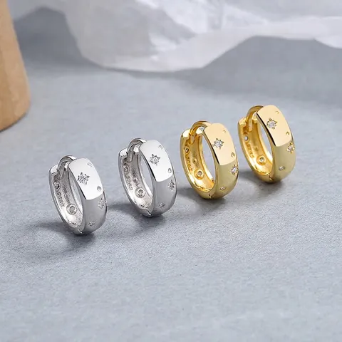 925 Sterlingsilber Sternenmotiv Zirkonia Creolen Für Damen Achtzackiger Stern Zirkonia Eingelegt Galvanisierte Ohrringe