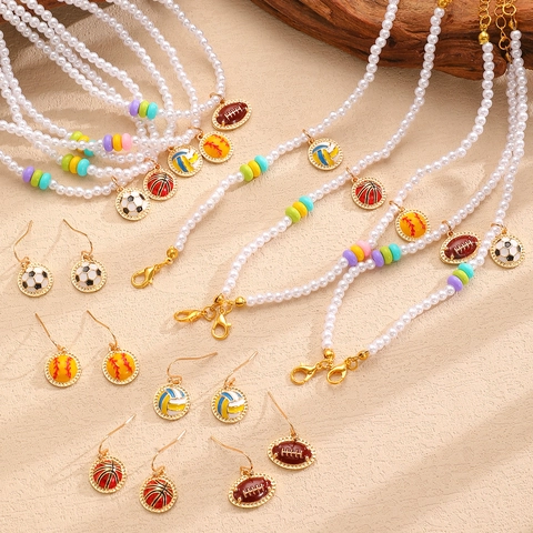 Sportlicher Künstliche Perle Schmuckkollektion Zinklegierung Fußball Basketball Rugby Baseball Anhänger Halskette Armband Ohrringe