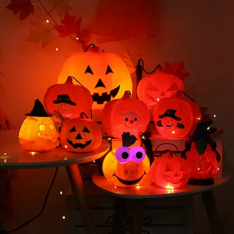 Lanterna Zucca Halloween LED Luminosa Portatile Jack-O-Lantern Plastica Per Feste Bambini Decorazione Festiva