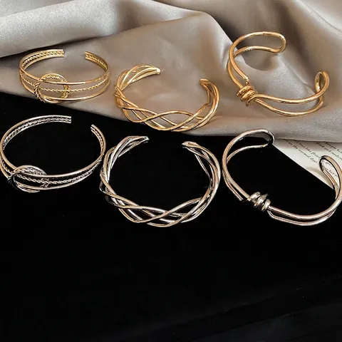 Minimalistische Onregelmatige Metalen Open Armband Voor Dames Geometrisch Gevlochten Knoop Ontwerp Goud Zilver Mode