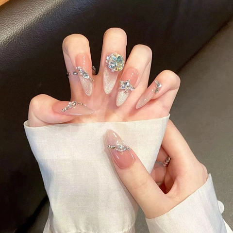 Uñas Postizas Hechas a Mano Y2K Ojo de Gato Con Strass Corazón Estrella Perla Degradado Rosa Plata Cortas Mujer
