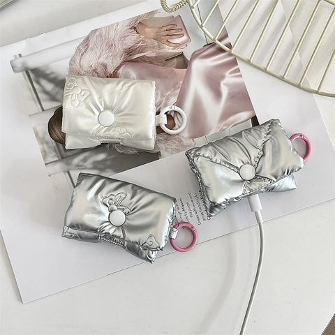 Funda Para Auriculares Acolchada Cuero PU Patrón Corazón Lazo Con Hebilla De Gancho Cubierta Protectora Portátil Estilo Ins