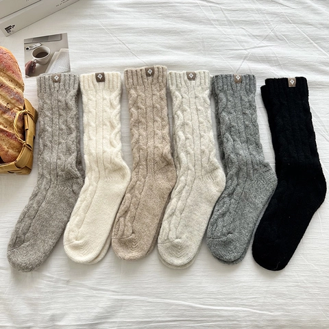 Winter Warme Wadenlange Socken Wollmischung Zopfmuster Einfarbig Lässig Thermostrümpfe Mit Dekorativem Aufnäher