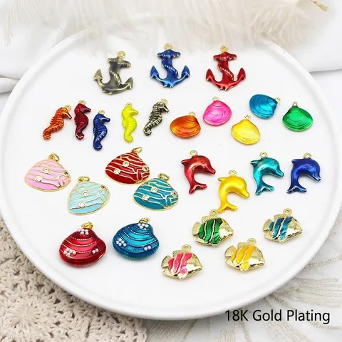 Ciondoli DIY Animali Marini Ottone Oro 18K Smalto Perla Artificial Zircone Cavalluccio Marino Delfino Ancora Conchiglia Accessori