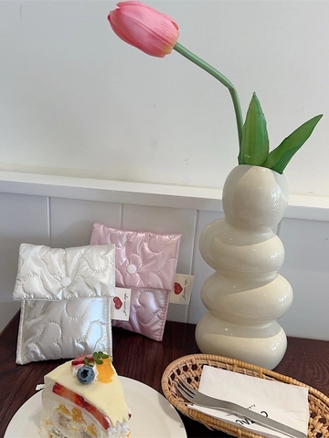 Piccola Borsa Portaoggetti Trapuntata Con Motivo A Cuore Portatile Raso PU Custodia Per Assorbenti Portamonete Bottone A Pressione Mini Borsa