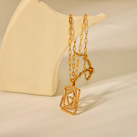 Collana con Pendente in Acciaio Inossidabile Placcato Oro 18K Moda Semplice Gioielli Cuore Croce Rosa Fiore Geometrico per Donna