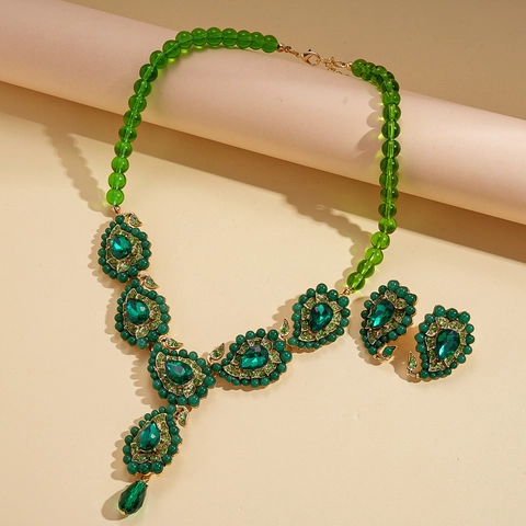 Vintage Emerald Green Necklace And Earrings Set Alloy Rhinestone Acrylic Glass Beads With Silver Earring Post Women