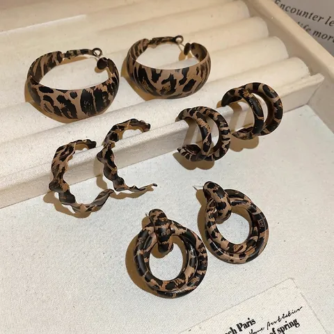 Luipaardprint Creolen Geometrische C-Vorm Retro Hars Legering Met 925 Sterling Zilveren Oorsteker Mode Voor Dames