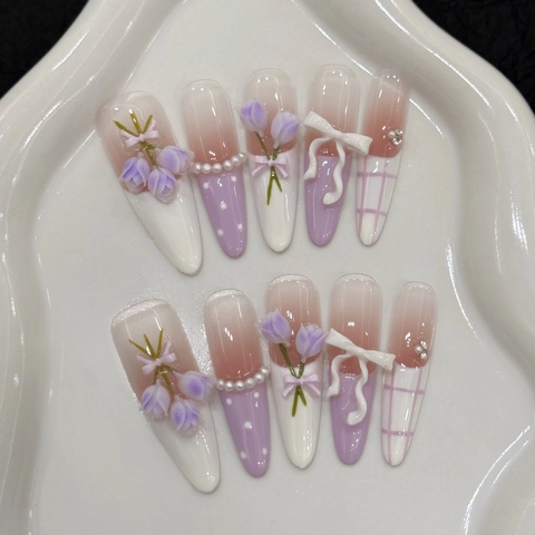 Handgefertigte Aufklebenägel Lange Stiletto Lila 3D Tulpe Blume Schleife Künstliche Perle Dekor Gradient Süßer Eleganter Stil