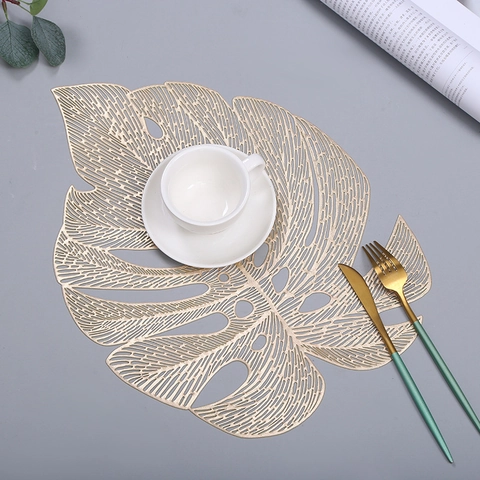 Monstera Leaf Placemats PVC Hollow Out Heat Resistant Table Decor Tropical Deliciosa Style Coasters Elegant