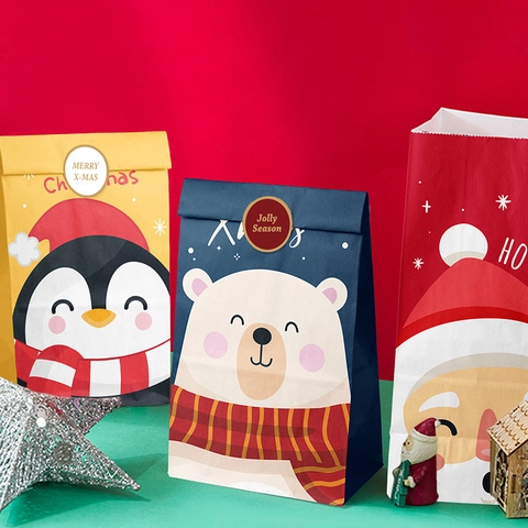 Christmas Gift Bags Paper Packaging Bag With Sealing Stickers Cartoon Santa Reindeer Patterns For Holiday Party Favor