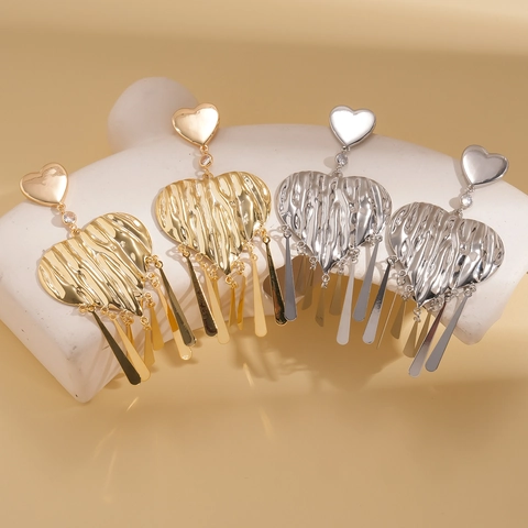 Orecchini Con Nappine A Cuore Boho Metallo Texturizzato Rame Con Perno In Argento Sterling 925 Zircone Per Donne
