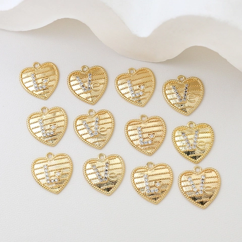 Dijes De Corazón Colgantes De Cobre Chapado En Oro De 18K Con Circonita Incrustada Diseño Letra Love Para Joyería DIY
