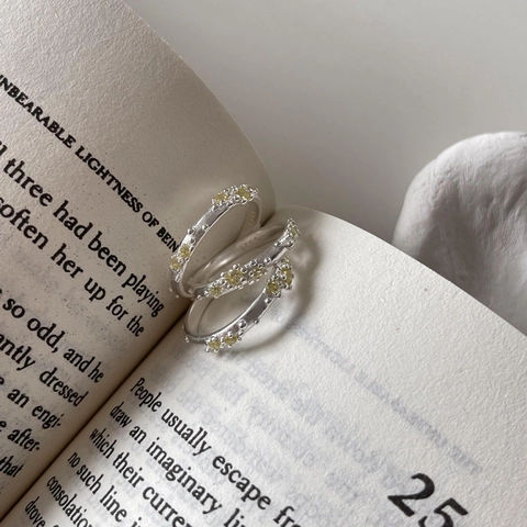 925 Sterling Silver Ring Irregular Minimalist Hammered Texture With Yellow Zircon Elegant Fashion Jewelry For Women