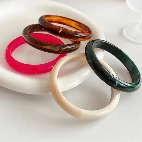 Chic Acrylic Bangle Bracelet For Women Minimalist Resin Hand Ring Versatile Retro Marble Texture Niche Design Fashion Jewelry