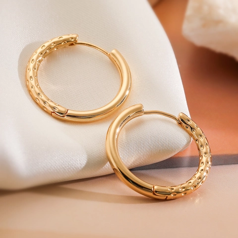 Retro Minimalistische Kreolen Strukturierte Metall Kupfer Mit 18K Gold Beschichtung Geometrischer Rundschmuck Für Damen
