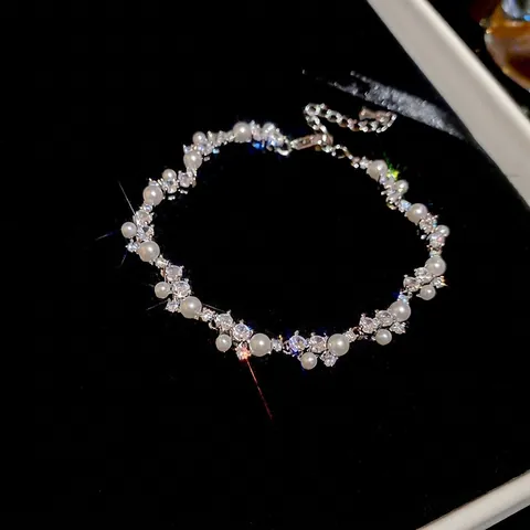 Pulsera Envuelto Irregular Con Circón E Imitación Perla Artificial Joyería De Cobre Elegante Moda Brazalete Ajustable Para Mujeres