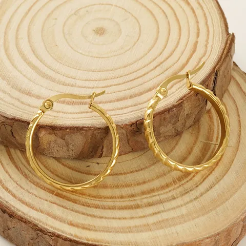 Boucles D'oreilles Créoles Texturées Rétro Plaquées Or 18K Acier Inoxydable Motif Torsadé Style Simple Pour Femmes