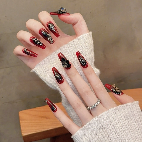 Handmade Gothic Dark Red Black Ombre Coffin Press On Nails 3D Metal Cross Rose Chain Rhinestone Decors Long Fake Nails Jewelry