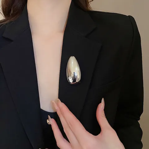 Spilla Goccia Minimalista Pin Lega Lucidato A Specchio Metallo Ovale Irregolare Alta Lucentezza Accessorio Gioielli Per Abiti