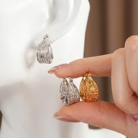 Orecchini A Cerchio Traforati Con Motivo A Fiori E Perno In Argento Rame Stile Vintage Di Lusso Gioielli Da Donna