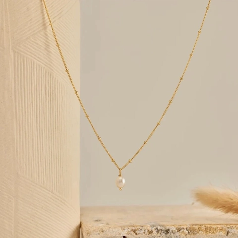 Elegante Collana Con Ciondolo A Perla Artificial Per Donna Acciaio Inossidabile Placcato Oro 18K Catena Satellite Minimalista