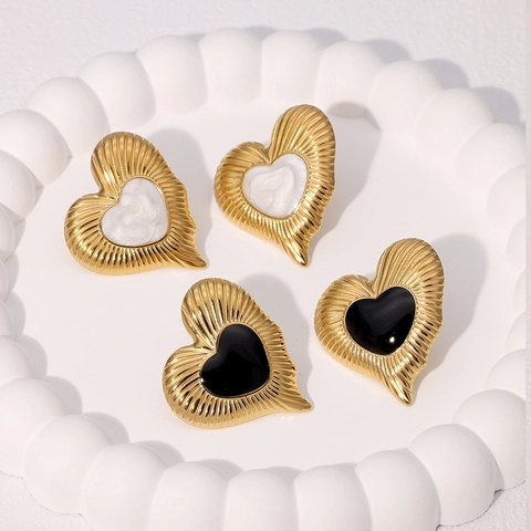 Retro Hartvormige Oorknopjes Roestvrij Staal 18K Verguld Emaille Franse Stijl Vintage Mode Sieraden Voor Dames