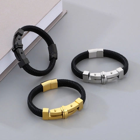 Bracelet En Cuir Tressé Pour Hommes Avec Fermoir Magnétique En Acier Inoxydable Design De Croix Géométrique Style Industriel