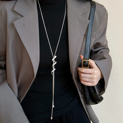 Collana Con Ciondolo A Forma Di Serpente Lega Intarsiata Di Strass Elegante Catena Lunga Maglione Gioielli Di Moda Per Donna