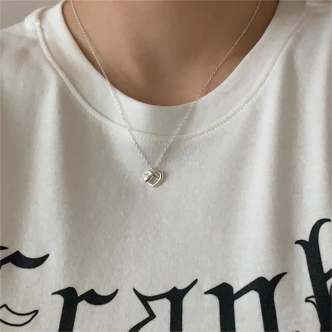 925 Sterling Silver Heart Knot Pendant Necklace Minimalist Elegant Romantic Jewelry For Women Polished Daily Wear Gift