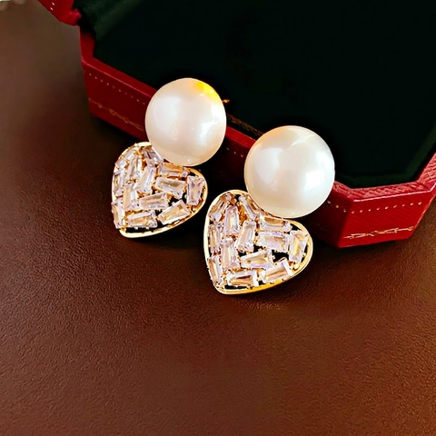 Artificial Pearl Earrings Zircon Inlaid Alloy Geometric Studs For Women With Silver Earring Post Elegant Gold Plated Jewelry Gift