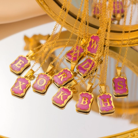 Letter Hanger Ketting Titanium Staal Verguld Paars Roze Glitter Geschulpte Rand Initiële Sieraden Voor Vrouwen Elegant