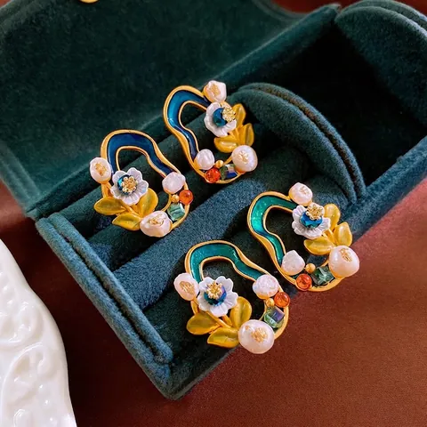 Orecchini A Fiore Vintage Con Perla D'acqua Dolce E Smalto Gioielli Stile Francese Per Donna Con Perno In Argento Sterling 925