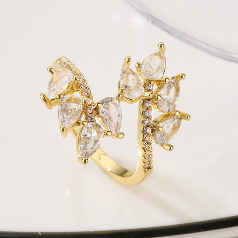 Anillo Abierto Geométrico Irregular Cobre Chapado En Oro Zircón Corte Pera Micro Pavé Joyería De Dedo Ajustable Elegante