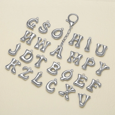 Llavero De Letra Inicial Del Alfabeto Puffy 3D Cobre Chapado En Platino Metal Accesorio Para Bolso Minimalista Tono Plateado