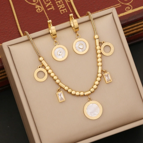 Stainless Steel Necklace With Zircon Square Geometric Mother Of Artificial Pearl And Roman Numerals Elegant Women Fashion