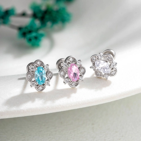 Geometric Oval Zircon Flower Cluster Ear Bone Nail Titanium Steel Screw Back Cartilage Piercing Jewelry Dainty Fashion