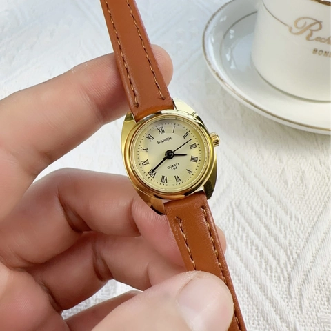 Women Quartz Watch Retro Casual Style Roman Numerals Analog Display Alloy Case Faux Leather Strap Elegant Wristwatch