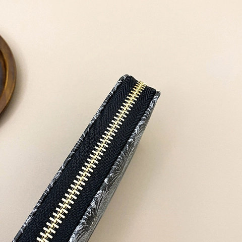 Damen Lange Geldbörse Große Kapazität Clutch PU Leder Muschel Stickerei Fächermuster Eleganter Reißverschluss Beutel